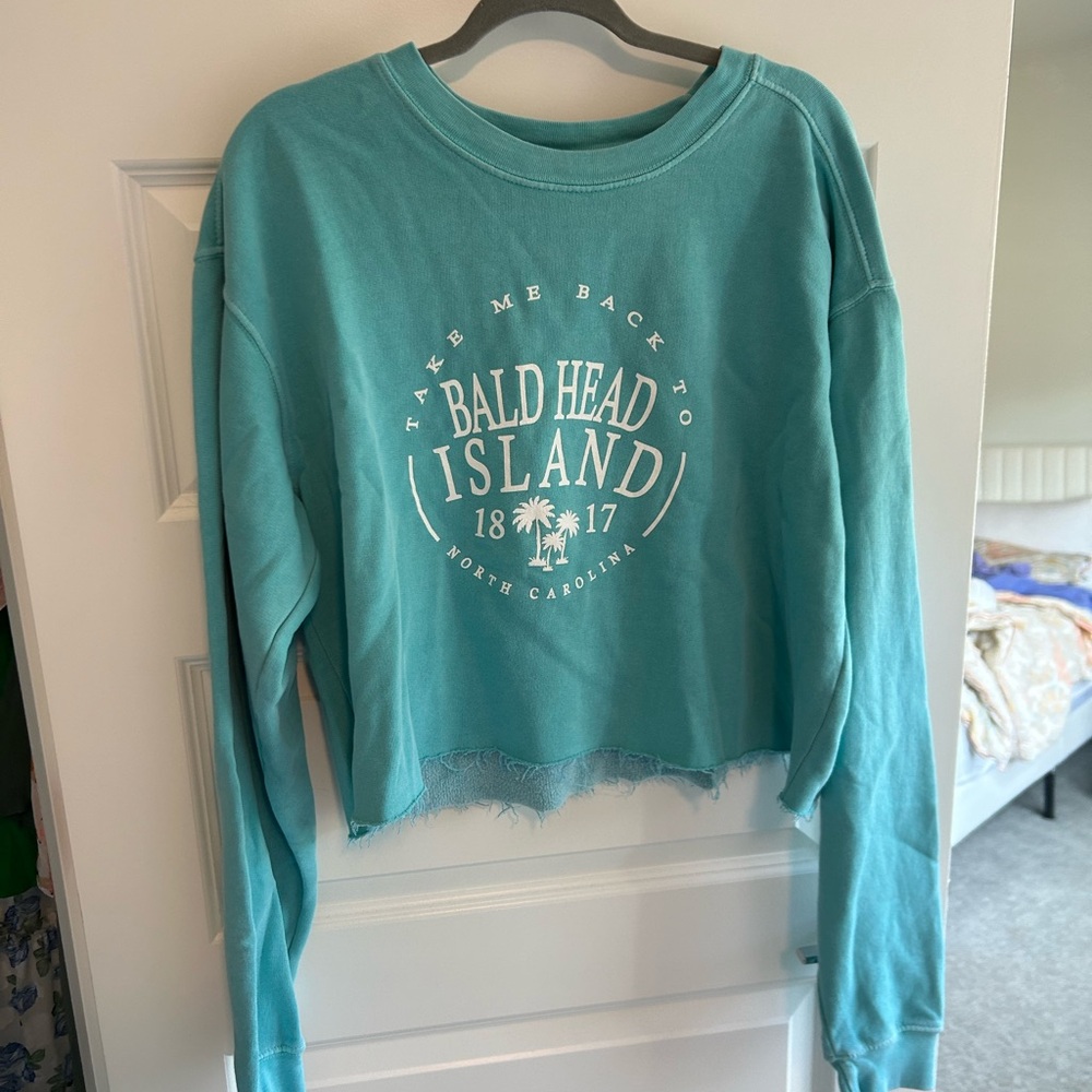 Cropped Crewneck